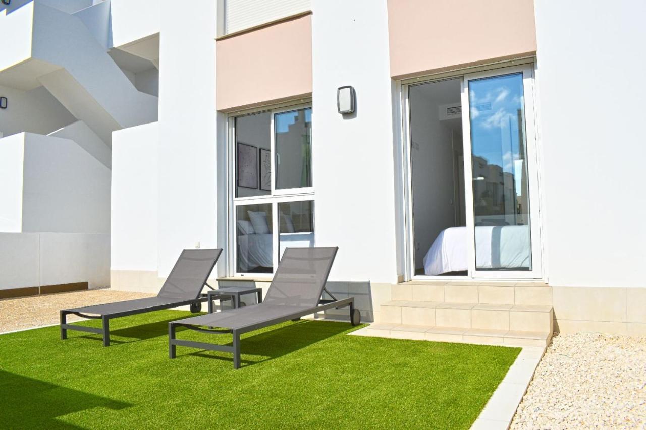 New Build Apartment On Beautiful Modern Complex Rojales Exterior foto