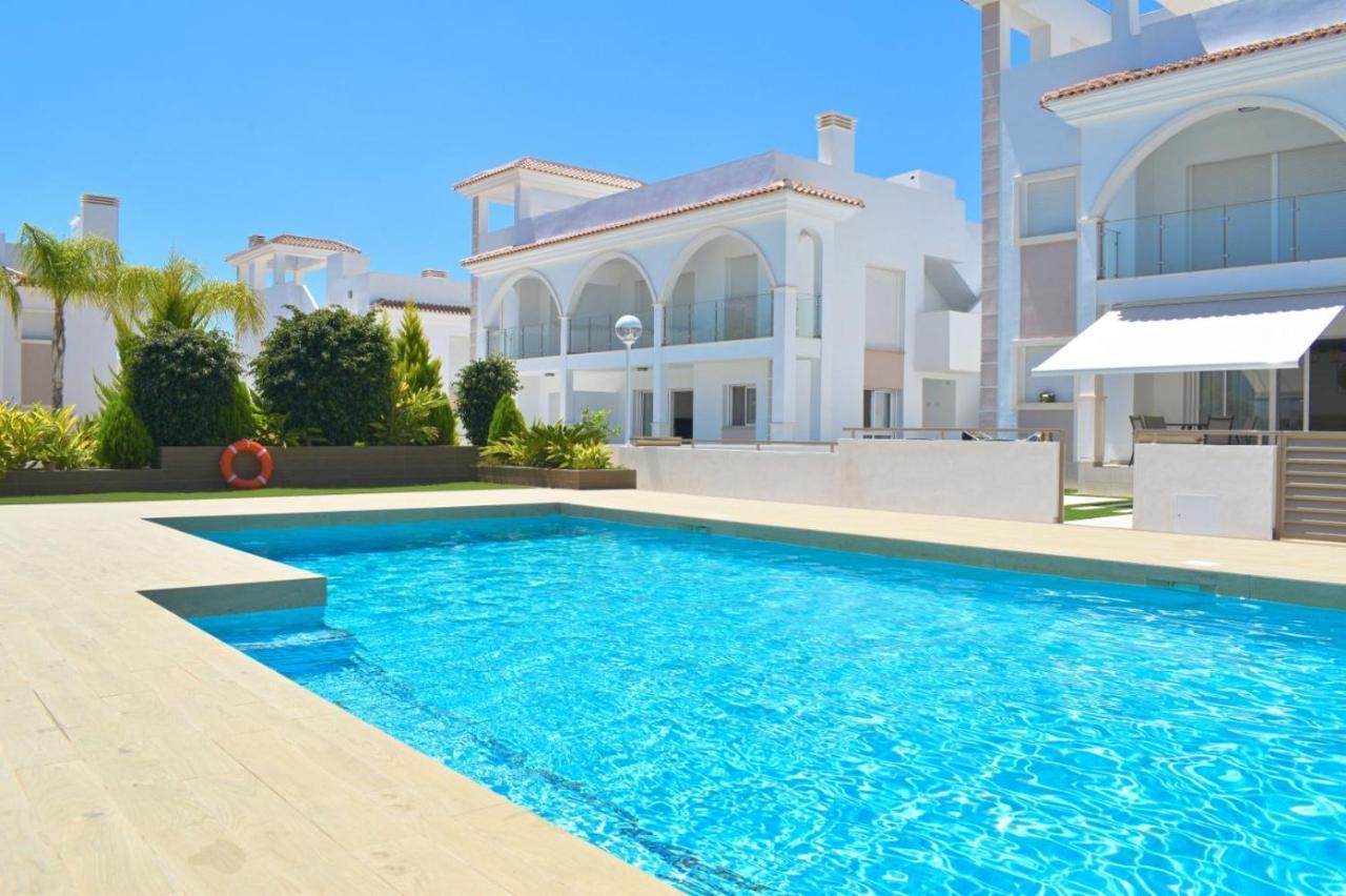 New Build Apartment On Beautiful Modern Complex Rojales Exterior foto